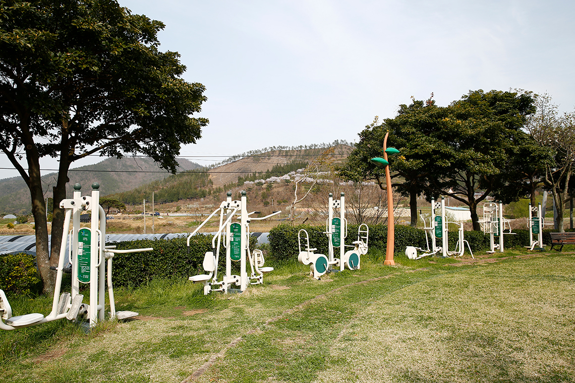 쉼터전경