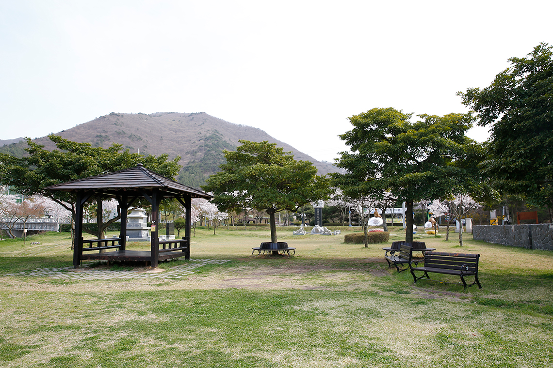 쉼터전경